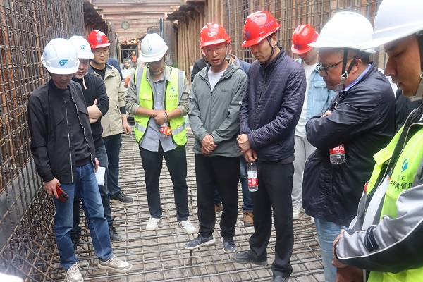 1¡¢¹ÛĦѧϰ»áÏÖ³¡ÕÕÆ¬.jpg 1¡¢¹ÛĦѧϰ»áÏÖ³¡ÕÕÆ¬.jpg